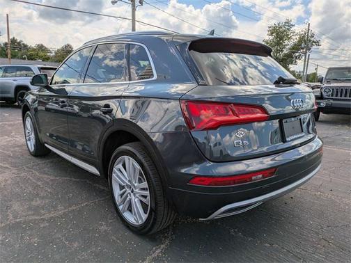 2020 Audi Q5 45 Premium Plus