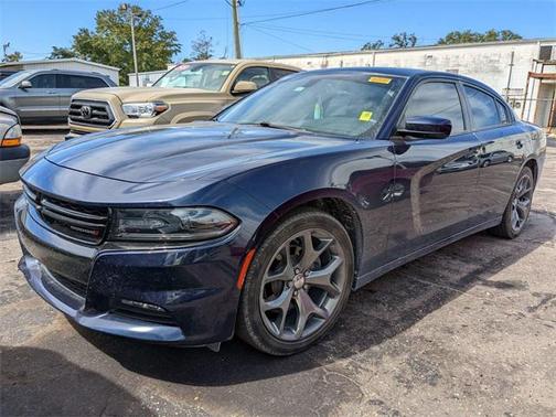 2016 Dodge Charger SXT