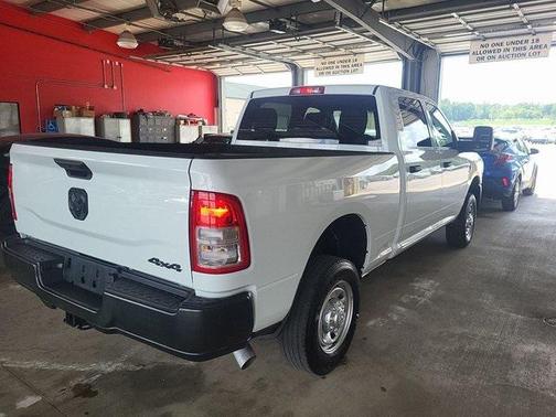 2024 RAM 2500 Tradesman Crew Cab 4x4 6'4' Box