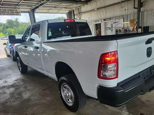 2024 RAM 2500 Tradesman Crew Cab 4x4 6'4' Box