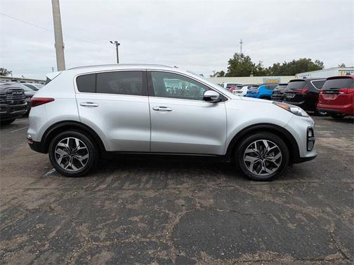 2020 Kia Sportage EX