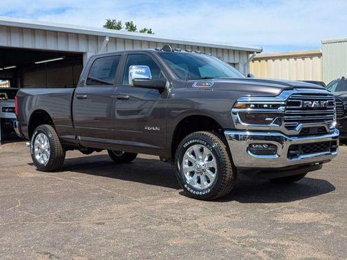 Granite Crystal Metallic Clearcoat 2026 RAM 2500 Laramie