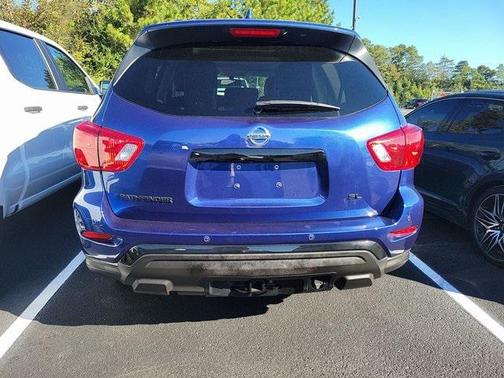 2019 Nissan Pathfinder SL