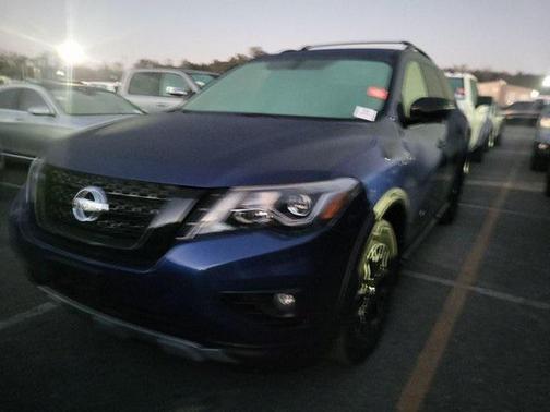 2019 Nissan Pathfinder SL