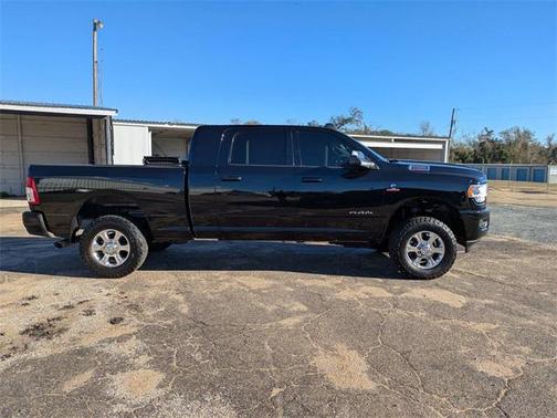 2022 RAM 2500 Big Horn Mega Cab 4x4 6'4'' Box