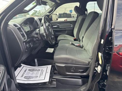 2022 RAM 2500 Big Horn Mega Cab 4x4 6'4'' Box