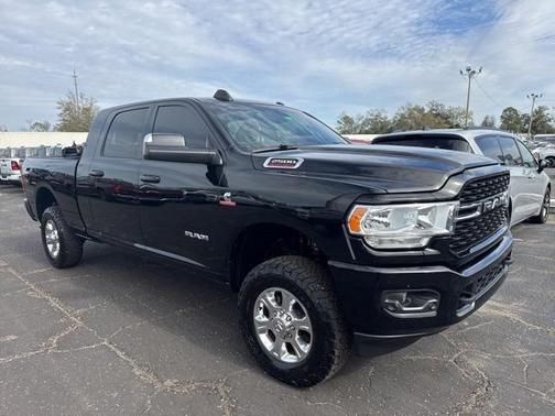 2022 RAM 2500 Big Horn Mega Cab 4x4 6'4'' Box