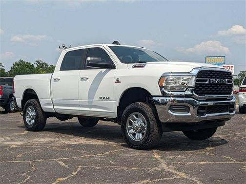 2022 RAM 2500 Big Horn Crew Cab 4x4 6'4' Box