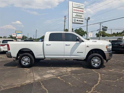 2022 RAM 2500 Big Horn Crew Cab 4x4 6'4' Box