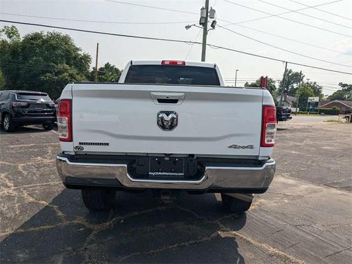 2022 RAM 2500 Big Horn Crew Cab 4x4 6'4' Box