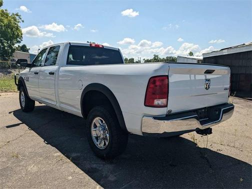 2018 RAM 3500 Tradesman Crew Cab 4x4 8' Box
