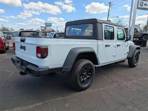 2026 Jeep Gladiator Sport