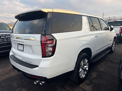 2023 Chevrolet Suburban Premier