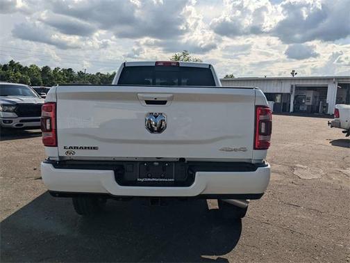2023 RAM 2500 Laramie Crew Cab 4x4 6'4' Box