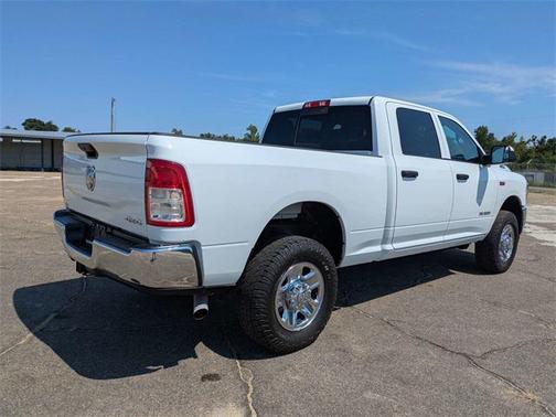 2020 RAM 2500 Tradesman Crew Cab 4X4 6'4' Box