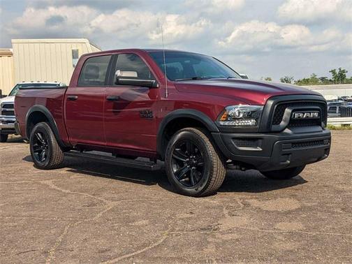 2024 RAM 1500 Classic Warlock Crew Cab 4x4 5'7' Box