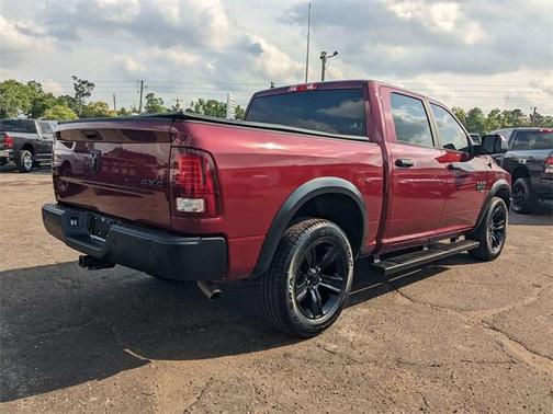 2024 RAM 1500 Classic Warlock Crew Cab 4x4 5'7' Box