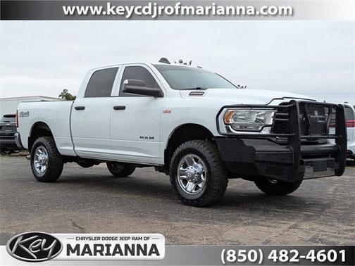 2022 RAM 2500 Tradesman Crew Cab 4x4 6'4' Box