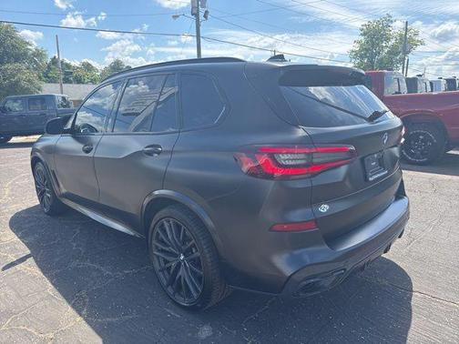 Jet Black 2022 BMW X5 xDrive40i