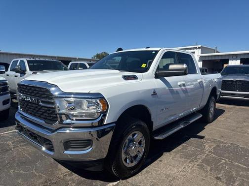 2022 RAM 2500 Big Horn Crew Cab 4x4 6'4' Box