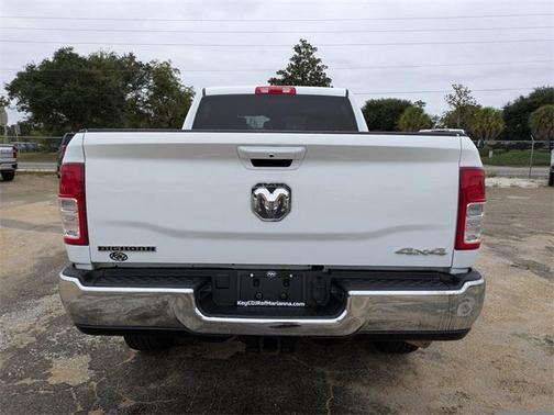 2022 RAM 2500 Big Horn Crew Cab 4x4 6'4' Box