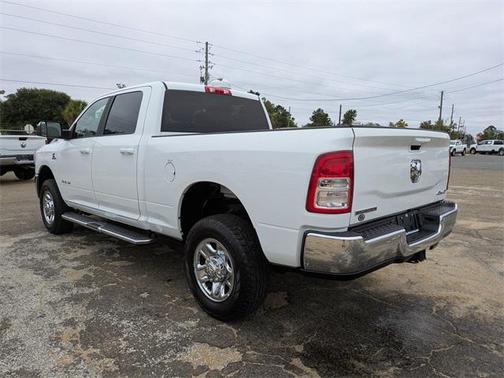 2022 RAM 2500 Big Horn Crew Cab 4x4 6'4' Box
