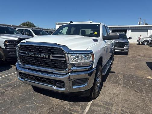 2022 RAM 2500 Big Horn Crew Cab 4x4 6'4' Box