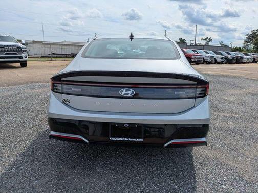 Aero Silver 2024 Hyundai SONATA SEL