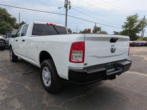 2020 RAM 2500 Tradesman Crew Cab 4X2 8' Box