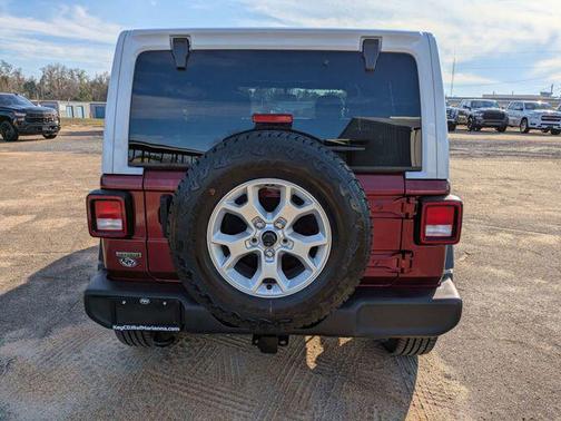 2021 Jeep Wrangler Unlimited Islander 4x4