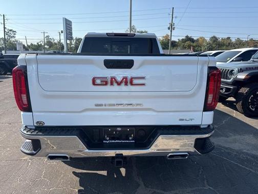 2024 GMC Sierra 1500 SLT