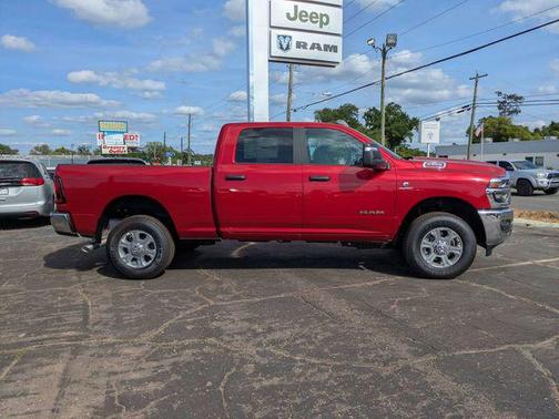 Molten Red Pearlcoat 2026 RAM 2500 Big Horn
