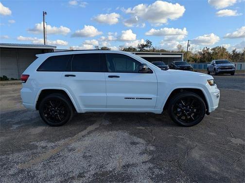 2020 Jeep Grand Cherokee Altitude