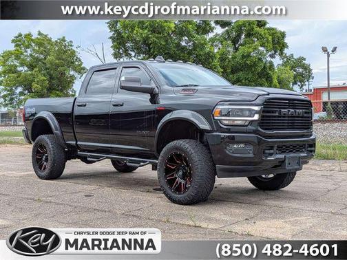 Diamond Black Crystal Pearlcoat 2019 RAM 2500 Laramie Crew Cab 4x4 6'4' Box