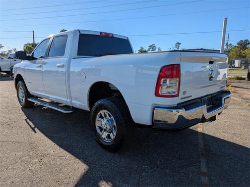2020 RAM 2500 Big Horn Crew Cab 4X4 6'4' Box