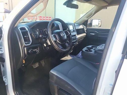 2020 RAM 2500 Big Horn Crew Cab 4X4 6'4' Box