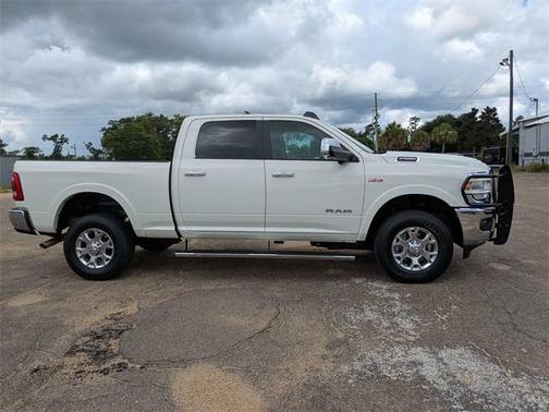2021 RAM 2500 Laramie Crew Cab 4x4 6'4' Box