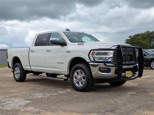 2021 RAM 2500 Laramie Crew Cab 4x4 6'4' Box