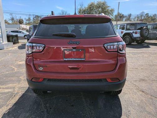 Red Hot Pearlcoat 2026 Jeep Compass Latitude