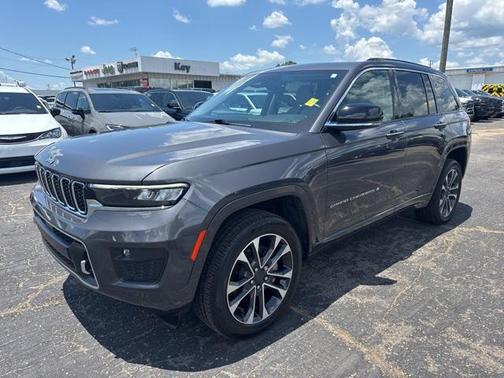 2022 Jeep Grand Cherokee Overland