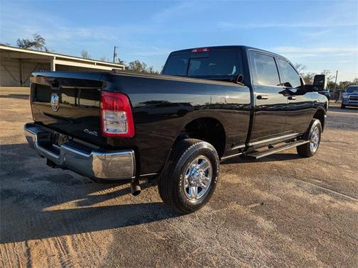 2024 RAM 2500 Tradesman Crew Cab 4x4 6'4' Box