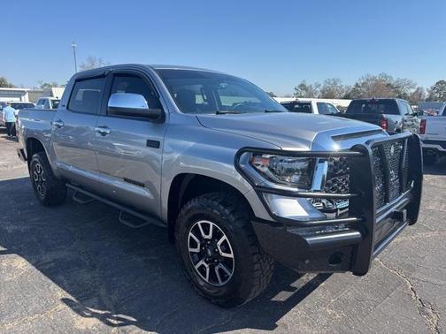 2020 Toyota Tundra SR5