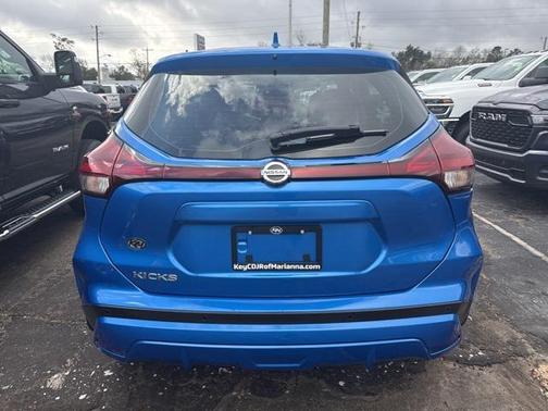 2021 Nissan Kicks S