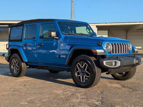 2024 Jeep Wrangler 4-Door Sahara 4x4