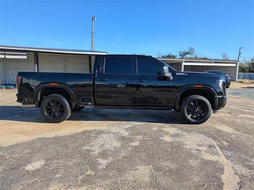 2025 GMC Sierra 2500 AT4