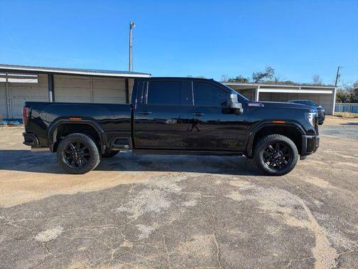 2025 GMC Sierra 2500 AT4