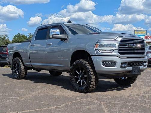 2024 RAM 2500 Laramie Crew Cab 4x4 6'4' Box