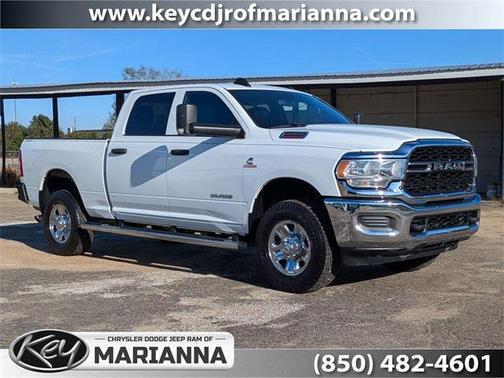 2022 RAM 2500 Tradesman Crew Cab 4x4 6'4' Box