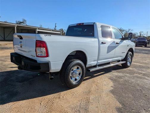 2022 RAM 2500 Tradesman Crew Cab 4x4 6'4' Box