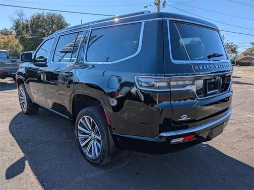 2023 Jeep Grand Wagoneer 4x4